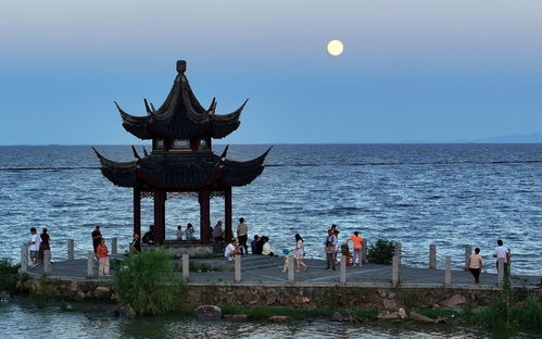 福州湖边喝酒哪里好玩点