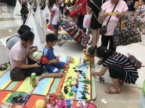 摆摊赚钱还是看广告