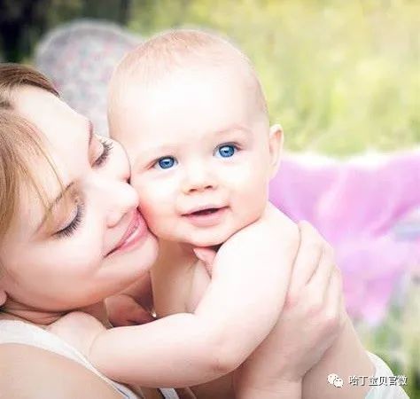 给出生的宝宝起名打分(新生婴儿免费取名打分)