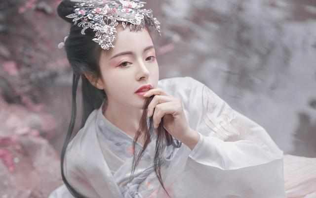 女生游戏名字好听(女生游戏名字好听又仙气)